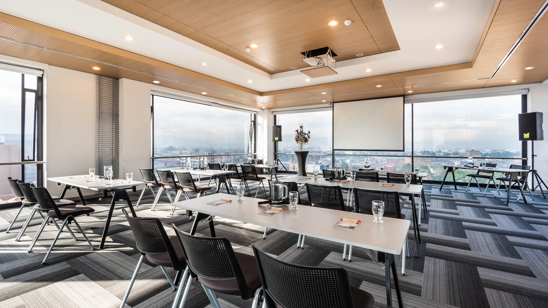 Hotel Black Tower Premium Bogota
