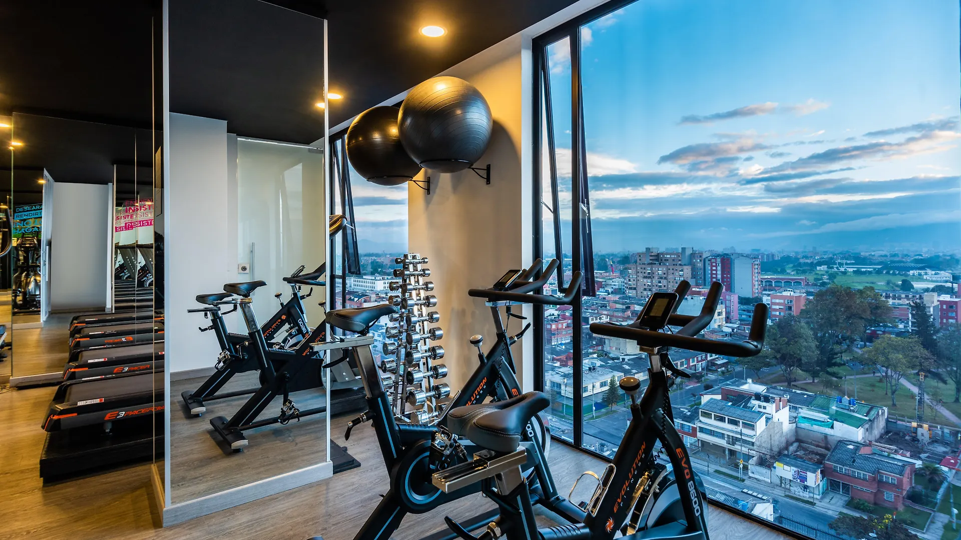 Hotel Black Tower Premium Bogota