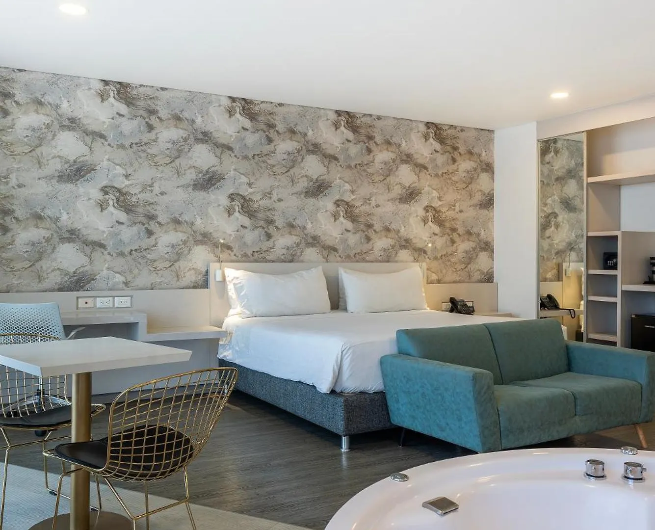 Hotel Black Tower Premium Bogota