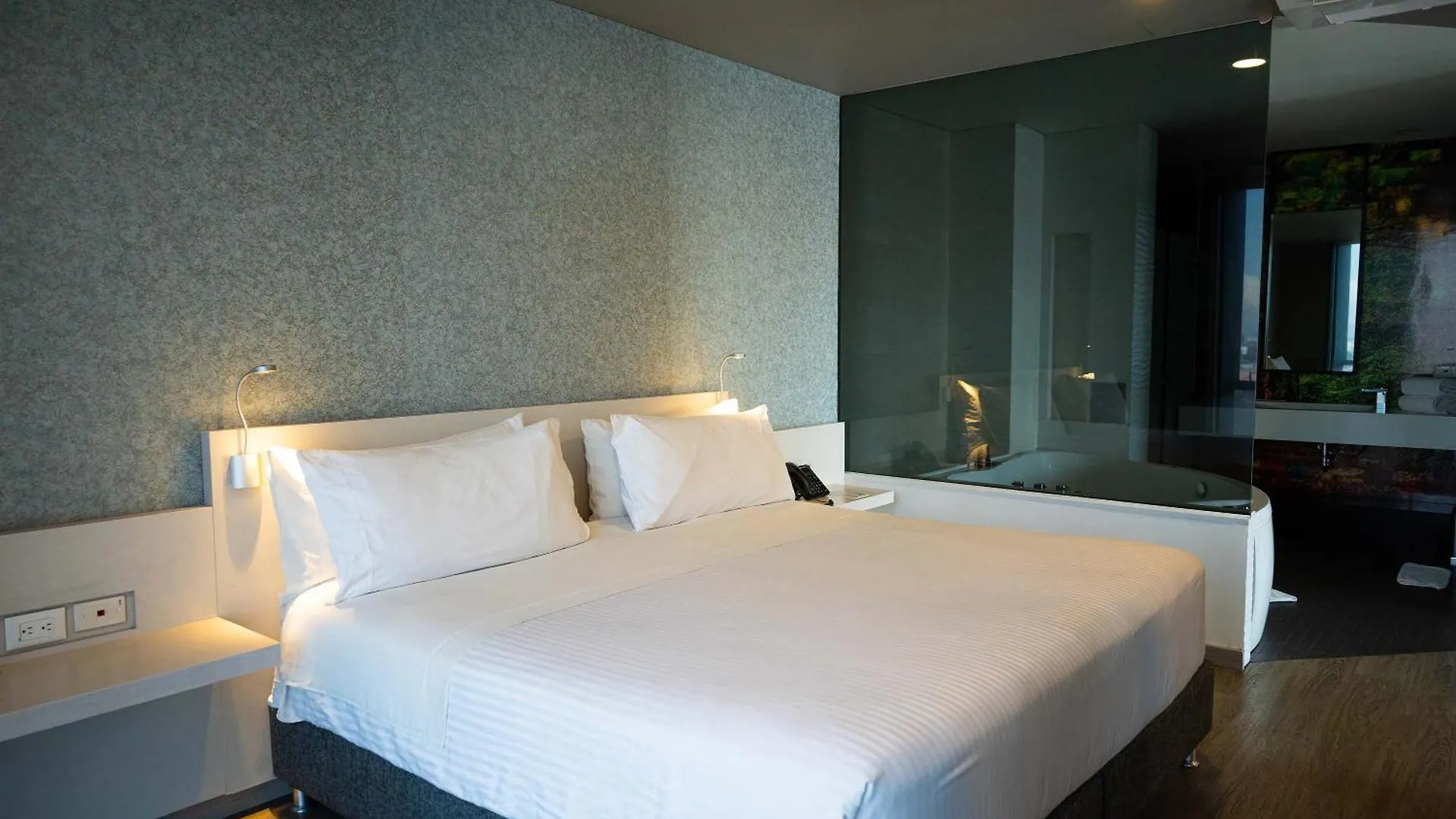 ****  Hotel Black Tower Premium Bogota Colombia