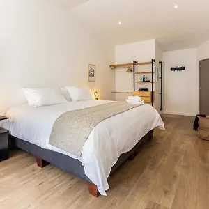 Lhote Apartment
